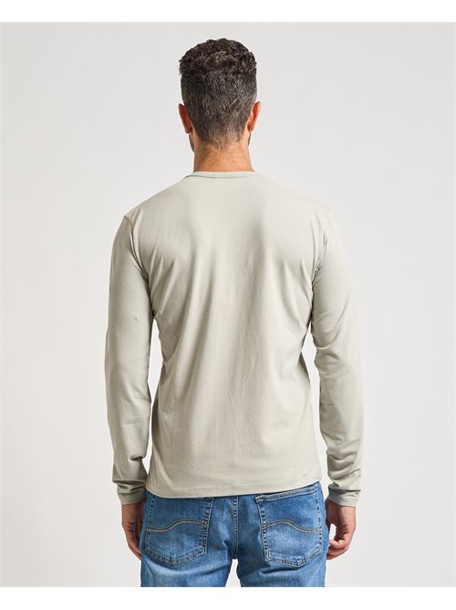  YES ZEE | T831-S3030846